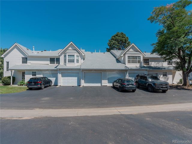 12524 E Pacific Circle B, Aurora, CO 80014
