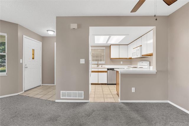 12524 E Pacific Circle B, Aurora, CO 80014
