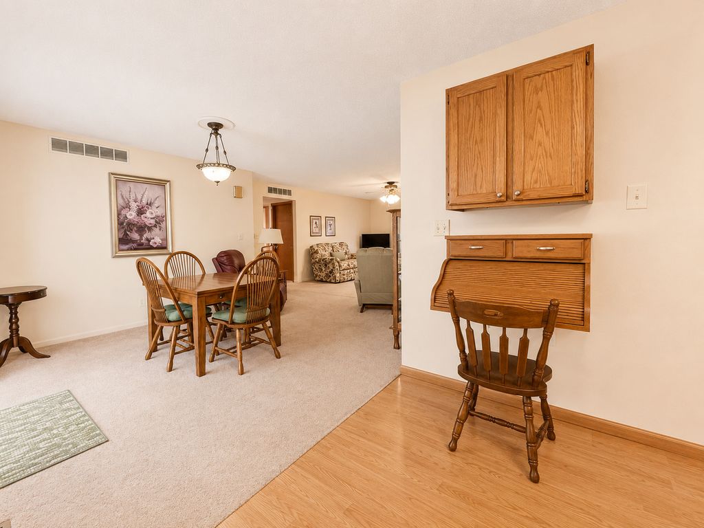 Image 15 of property listing at 1218 Plum Avenue, Mt Vernon, IL 62864