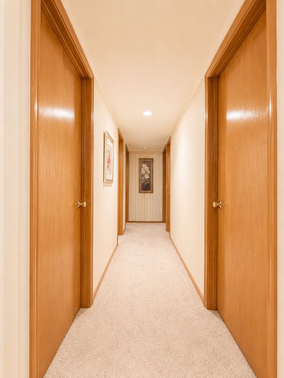 Image 19 of property listing at 1218 Plum Avenue, Mt Vernon, IL 62864