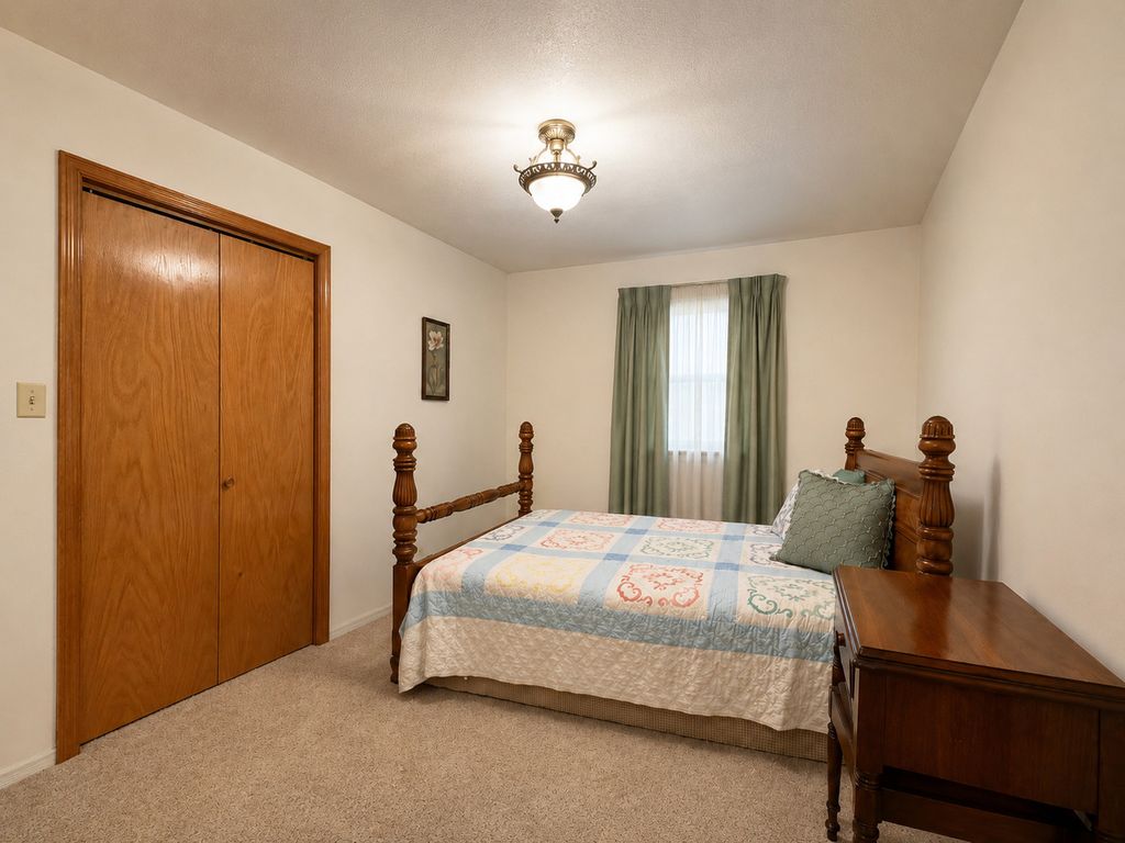 Image 24 of property listing at 1218 Plum Avenue, Mt Vernon, IL 62864