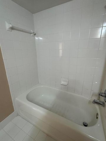 141 SW Palm Drive 203, Port St Lucie, FL 34986