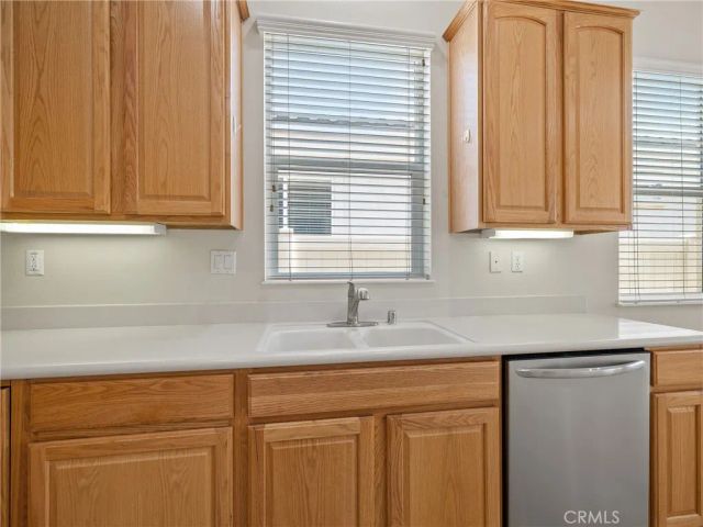 19301 Galloping Hill Road, Apple Valley, CA 92308