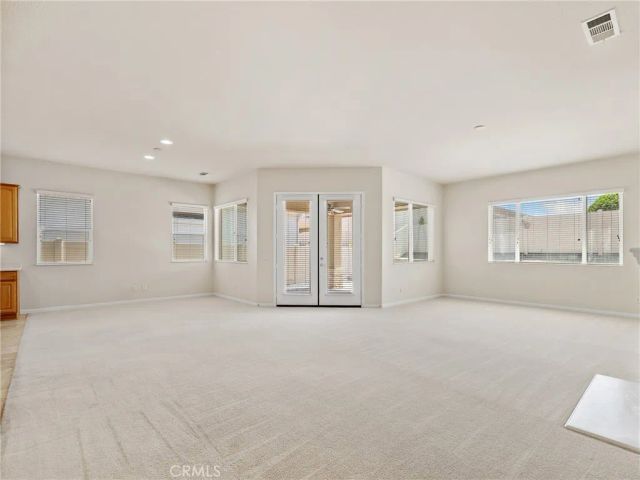 19301 Galloping Hill Road, Apple Valley, CA 92308