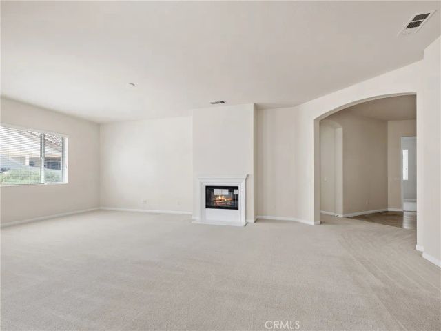 19301 Galloping Hill Road, Apple Valley, CA 92308