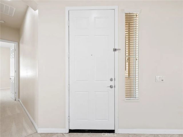 19301 Galloping Hill Road, Apple Valley, CA 92308