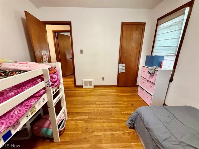 16299 Pike Boulevard, Brook Park, OH 44142