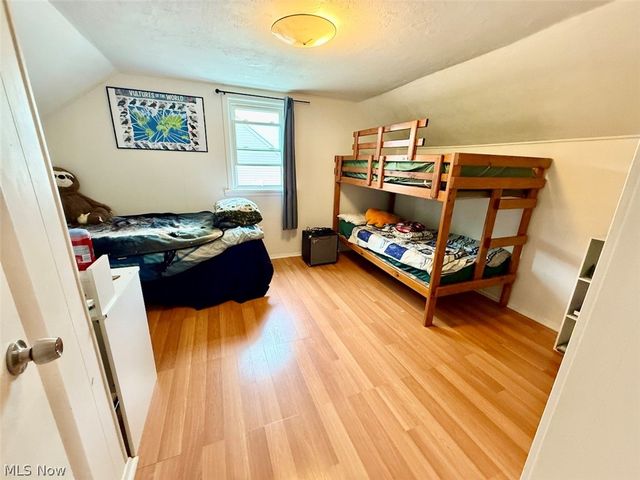 16299 Pike Boulevard, Brook Park, OH 44142