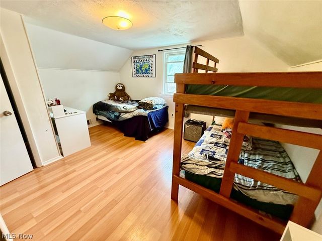 16299 Pike Boulevard, Brook Park, OH 44142