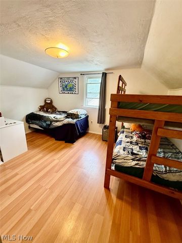 16299 Pike Boulevard, Brook Park, OH 44142