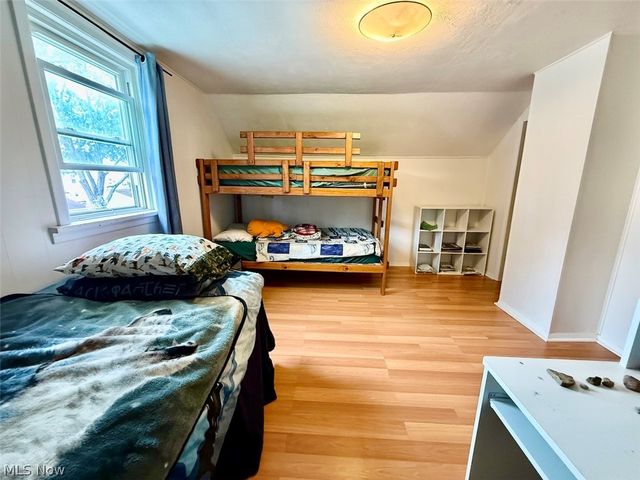 16299 Pike Boulevard, Brook Park, OH 44142