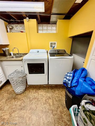 16299 Pike Boulevard, Brook Park, OH 44142