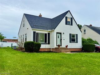 16299 Pike Boulevard, Brook Park, OH 44142