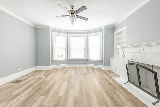 1310 E 72nd Street, Chicago, IL 60619