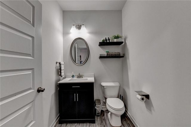 712 Owens Circle, Canton, GA 30115