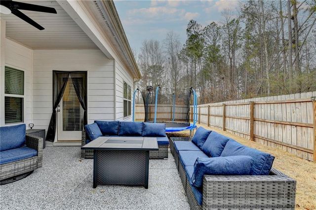 712 Owens Circle, Canton, GA 30115