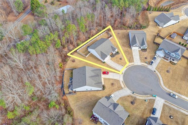 712 Owens Circle, Canton, GA 30115