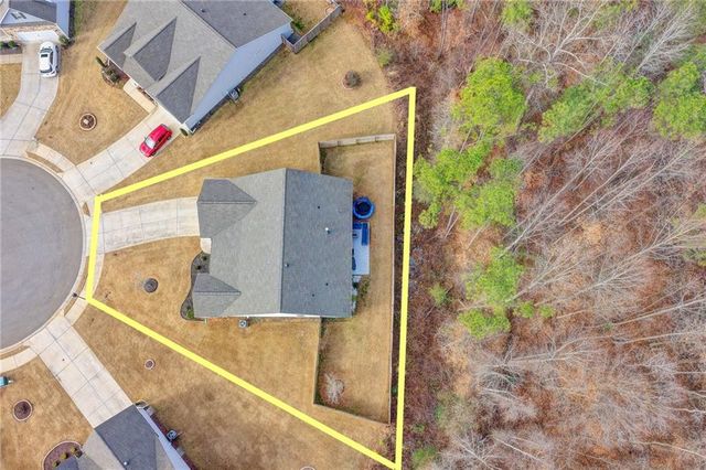 712 Owens Circle, Canton, GA 30115