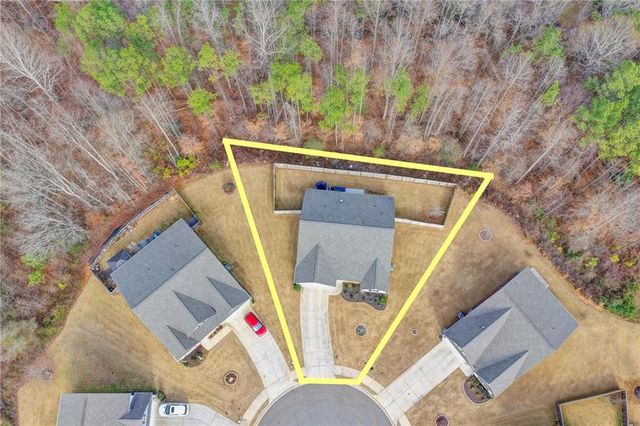 712 Owens Circle, Canton, GA 30115