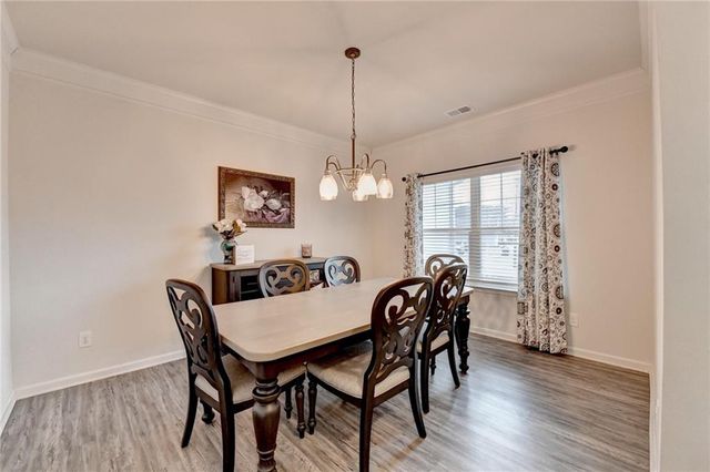 712 Owens Circle, Canton, GA 30115