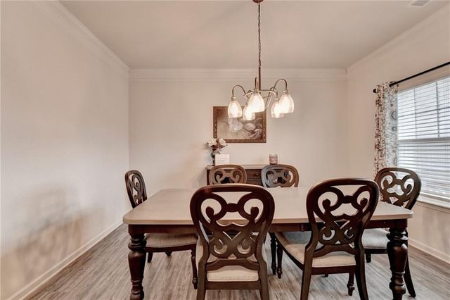 712 Owens Circle, Canton, GA 30115