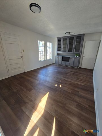 2503 N Jecker Street, Victoria, TX 77901