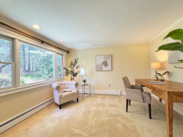 43 Sherburn Cir, Weston, MA 02493