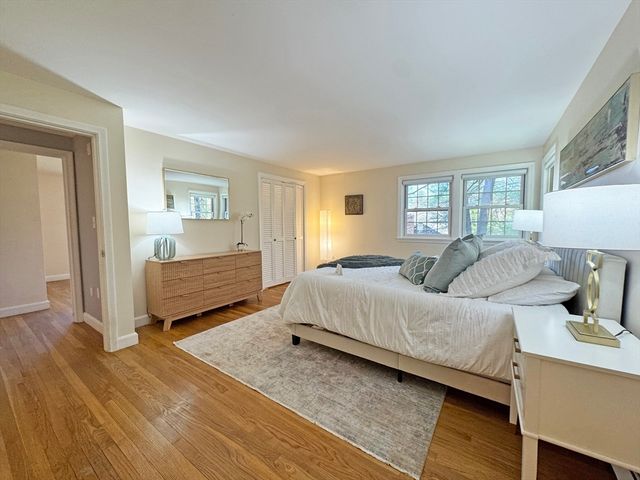 43 Sherburn Cir, Weston, MA 02493