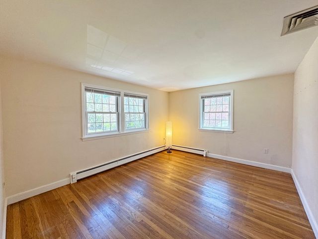 43 Sherburn Cir, Weston, MA 02493