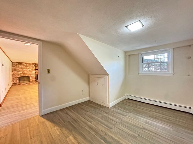 43 Sherburn Cir, Weston, MA 02493