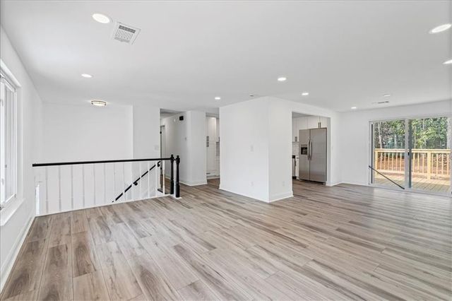 5191 Stone Trace, Stone Mountain, GA 30083