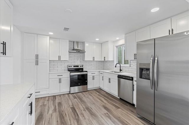 5191 Stone Trace, Stone Mountain, GA 30083