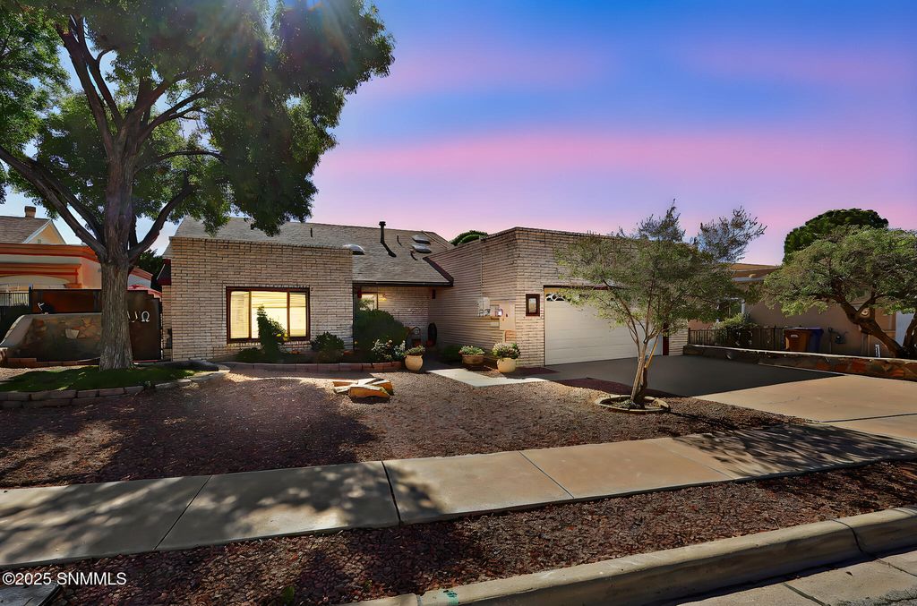 622 Cielo Vista Court, Las Cruces, NM 88005