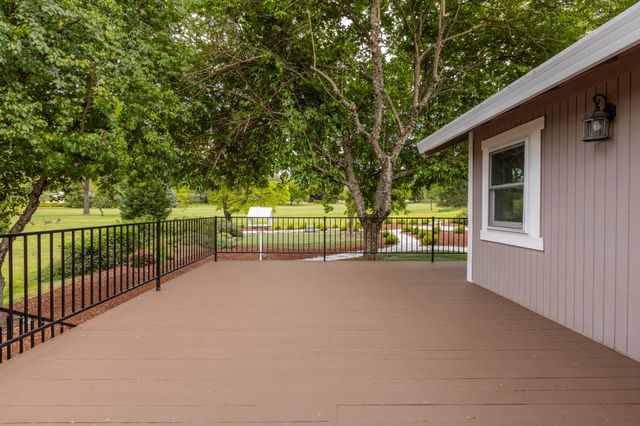 12061 Lake Wildwood Dr, Penn Valley, CA 95946