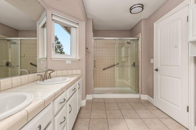 12061 Lake Wildwood Dr, Penn Valley, CA 95946