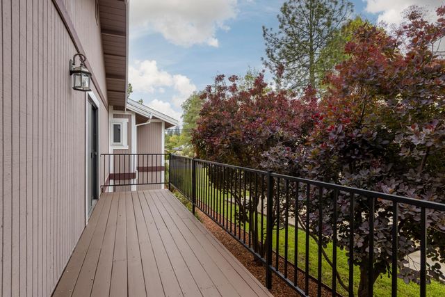 12061 Lake Wildwood Dr, Penn Valley, CA 95946
