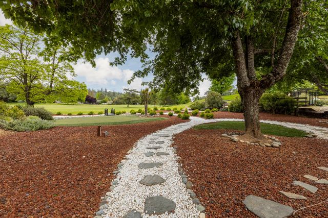 12061 Lake Wildwood Dr, Penn Valley, CA 95946