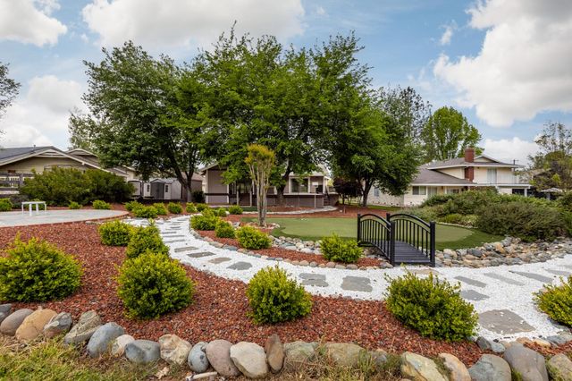 12061 Lake Wildwood Dr, Penn Valley, CA 95946