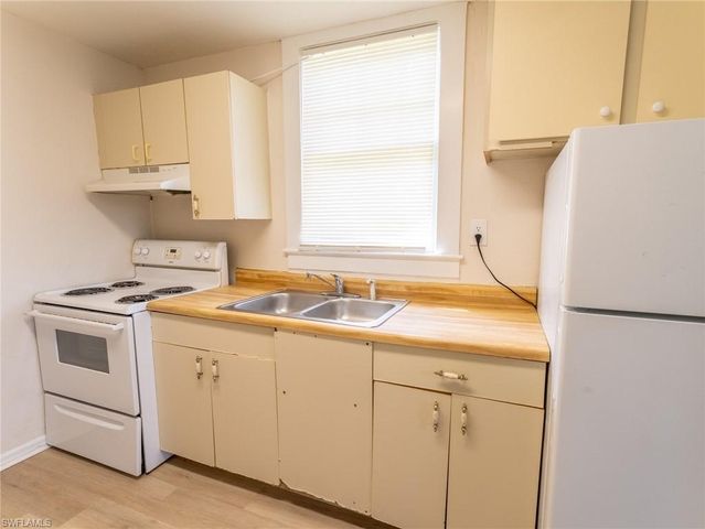 3802 Seminole AVE, Fort Myers, FL 33916