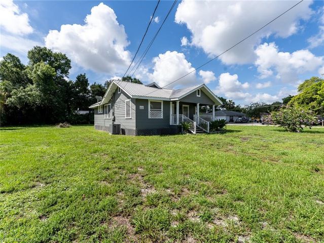 3802 Seminole AVE, Fort Myers, FL 33916
