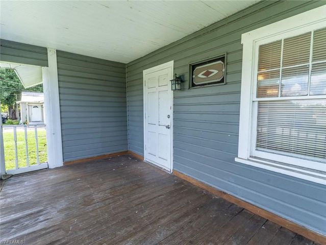 3802 Seminole AVE, Fort Myers, FL 33916