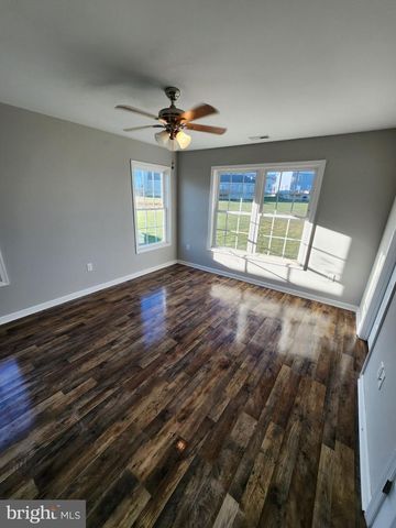 537 SPYGLASS DR, Martinsburg, WV 25403