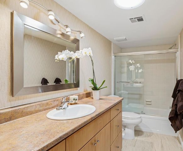 1366 Tiffany Circle N, Palm Springs, CA 92262