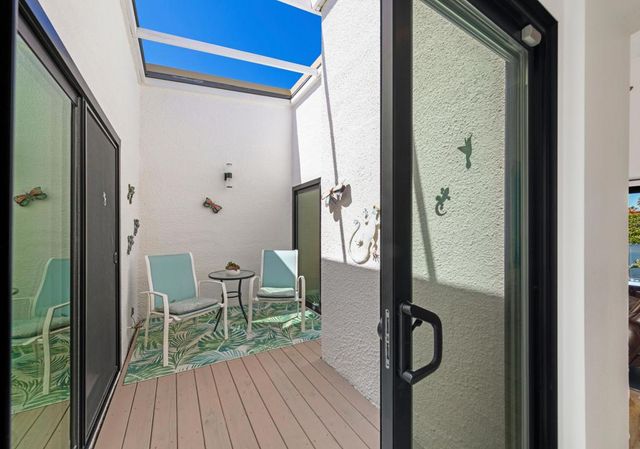 1366 Tiffany Circle N, Palm Springs, CA 92262