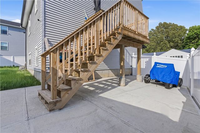 22 Danby Street, Providence, RI 02904