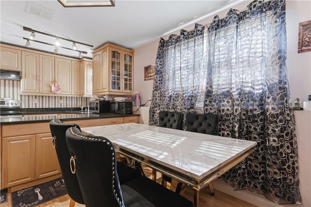 22 Danby Street, Providence, RI 02904