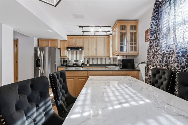 22 Danby Street, Providence, RI 02904