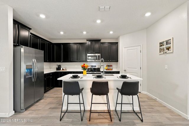 9623 LEMON GRASS Lane, Jacksonville, FL 32219