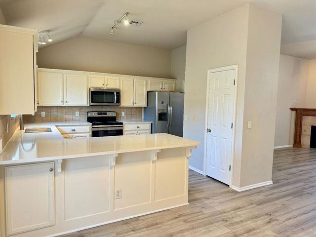 1920 NW 173rd Street, Edmond, OK 73012