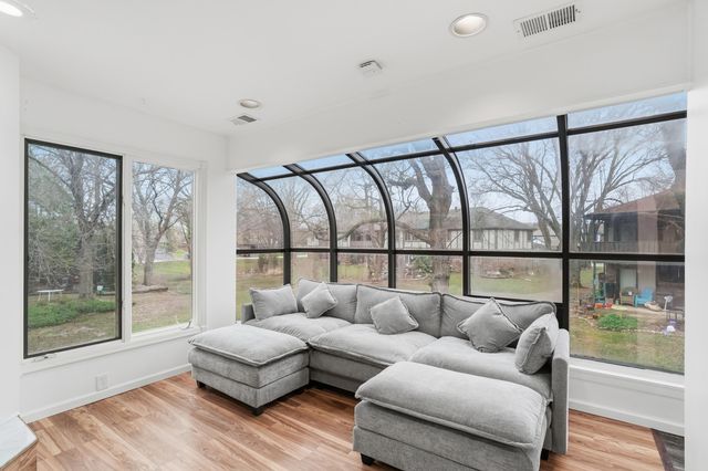 2039 Dorchester 3, Schererville, IN 46375